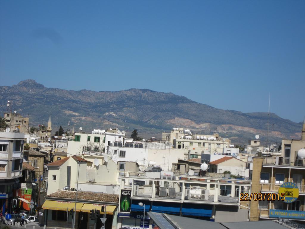 Downtown Living By 'Flats Nicosia'アパートメント エクステリア 写真