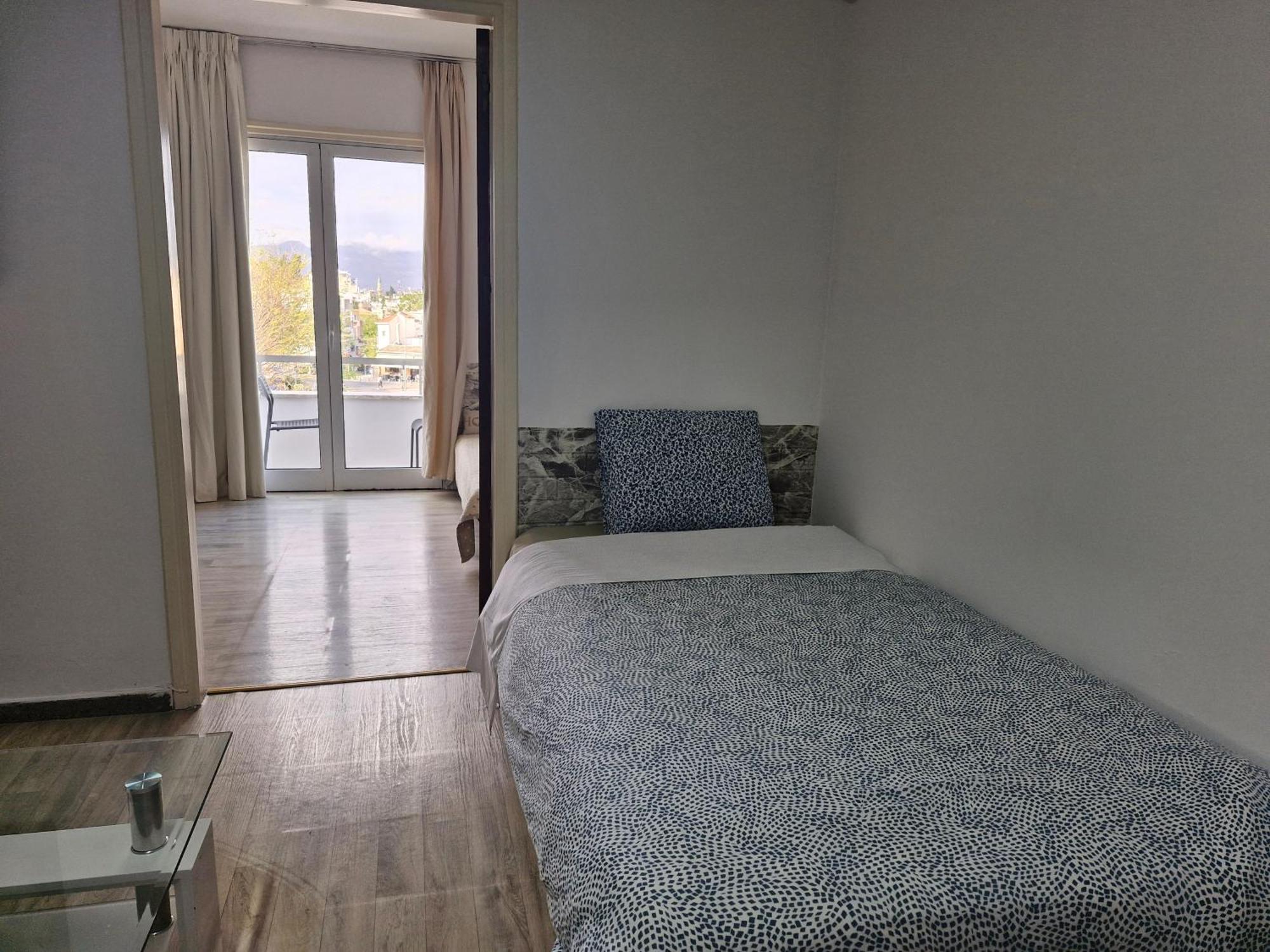 Downtown Living By 'Flats Nicosia'アパートメント エクステリア 写真