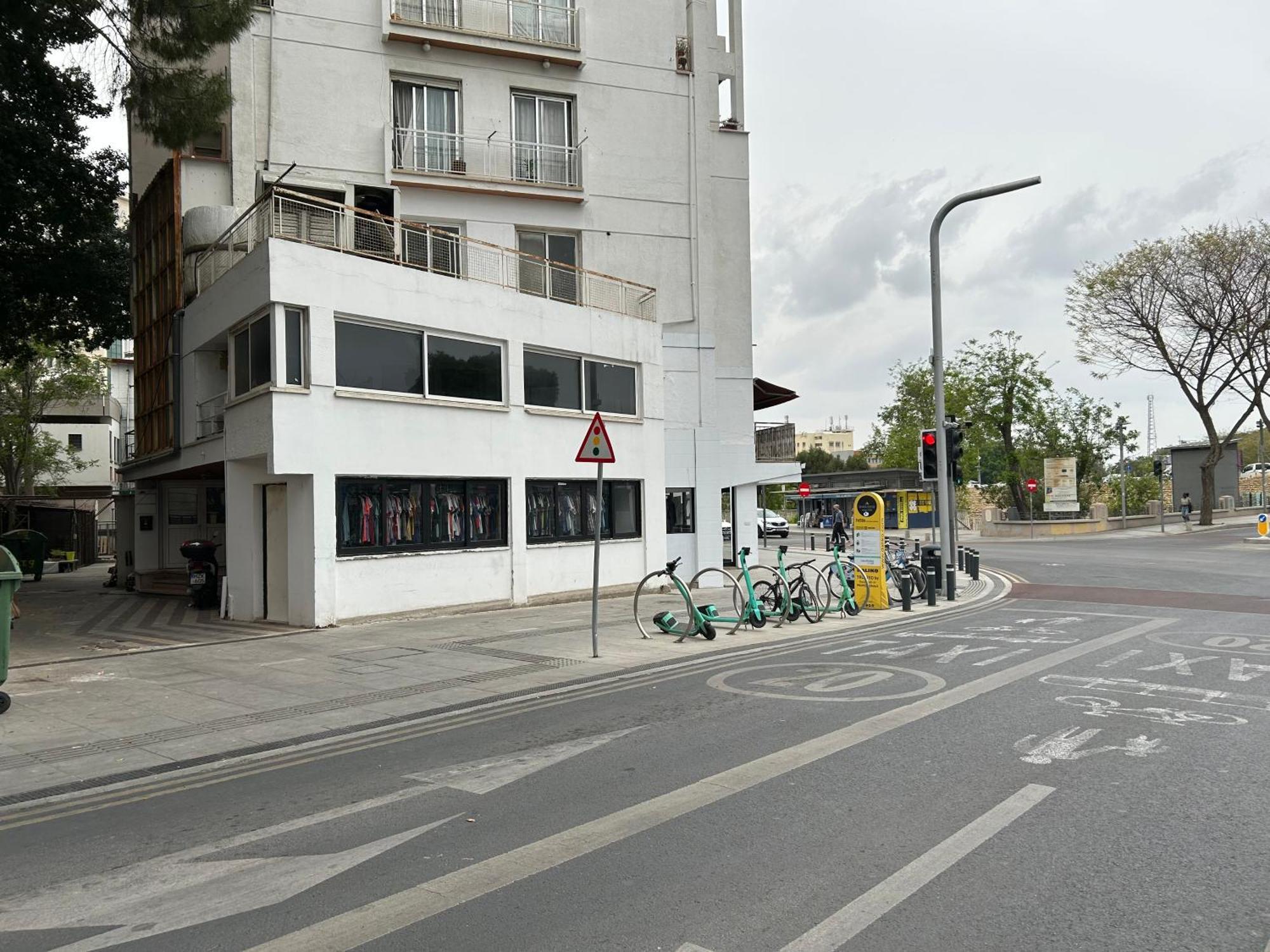 Downtown Living By 'Flats Nicosia'アパートメント エクステリア 写真