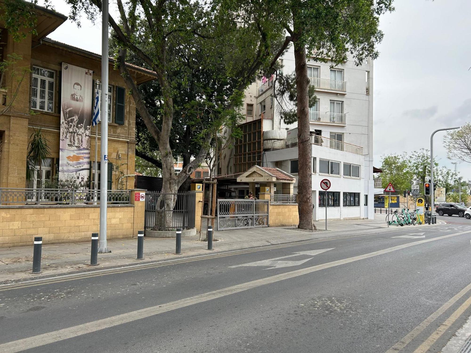 Downtown Living By 'Flats Nicosia'アパートメント エクステリア 写真